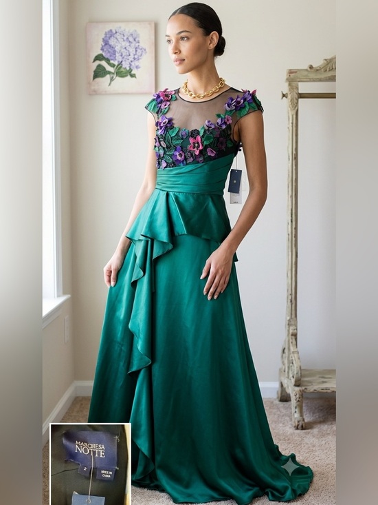 Marchesa Dresses & Skirts - Marchesa notte Silk Embroidered Floral High Low Gown in Green